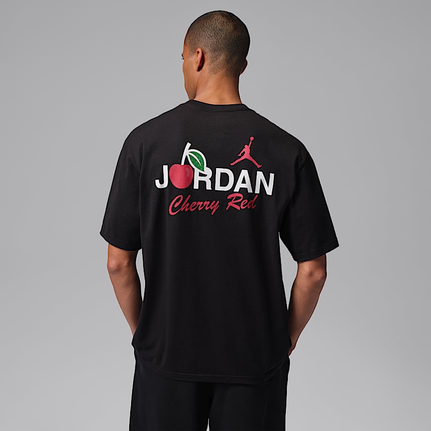 Nike Sportswear T-Shirt. Nike.com